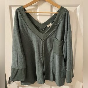 Oversized Distressed Women’s Sweatshirt